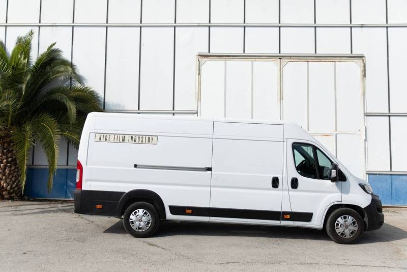 RENT A 14m³ FIAT DUCATO TECHNICAL VEHICLE