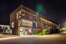 Eco-friendly Hotel in Aix-en-Provence with Electric and Hybrid Vehicle Charging Stations